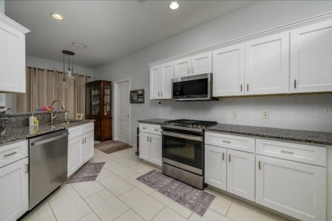 Casa en venta en Tampa, Florida, 4 dormitorios, 163.69 m2 № 1314476 - foto 8