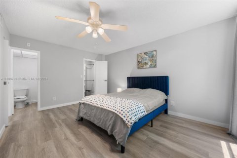 Condo in Sunny Isles Beach, Florida, 1 bedroom  № 1380517 - photo 11