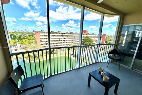 Condominio en venta en Miami, Florida, 2 dormitorios, 122.17 m2 № 1380516 - foto 9