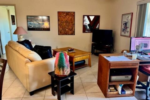 Condominio en venta en Palm Springs, Florida, 1 dormitorio, 73.39 m2 № 578529 - foto 26