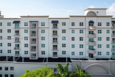 Condominio en venta en Coral Gables, Florida, 54.16 m2 № 863186 - foto 5