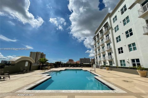 Condominio en venta en Coral Gables, Florida, 54.16 m2 № 863186 - foto 9
