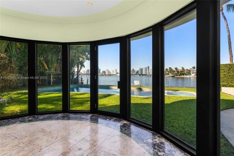Casa en venta en Miami Beach, Florida, 4 dormitorios, 348.94 m2 № 809298 - foto 17