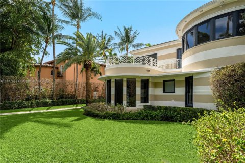 Casa en venta en Miami Beach, Florida, 4 dormitorios, 348.94 m2 № 809298 - foto 11