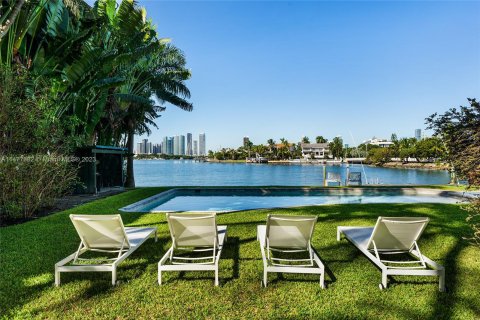 Casa en venta en Miami Beach, Florida, 4 dormitorios, 348.94 m2 № 809298 - foto 27