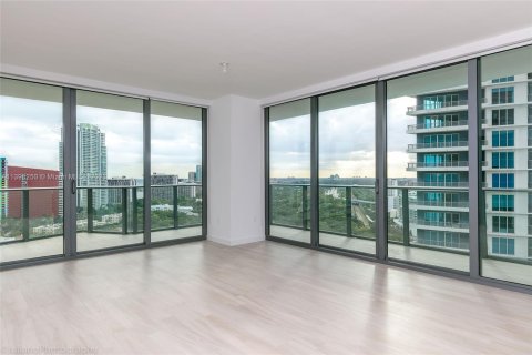 Condo in Miami, Florida, 3 bedrooms  № 540181 - photo 4