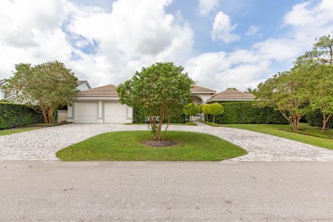 House in Wellington, Florida 4 bedrooms, 321.72 sq.m. № 1079131 - photo 30