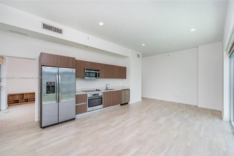 Condominio en venta en Miami, Florida, 2 dormitorios, 90.39 m2 № 1441674 - foto 15