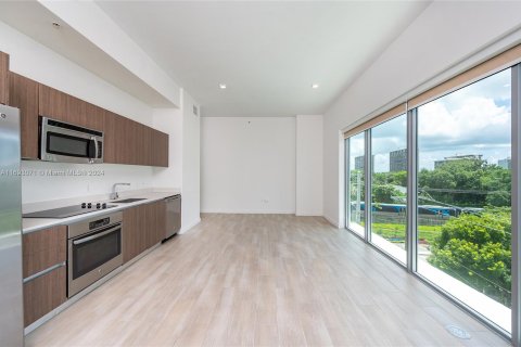 Condominio en venta en Miami, Florida, 2 dormitorios, 90.39 m2 № 1441674 - foto 16