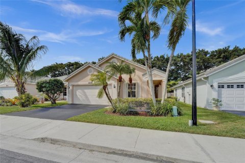 Villa ou maison à vendre à Davie, Floride: 3 chambres, 124.3 m2 № 1380444 - photo 1