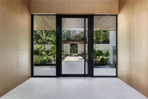 Casa en venta en Coral Gables, Florida, 7 dormitorios, 829.99 m2 № 782353 - foto 18