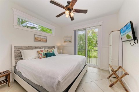 Villa ou maison à vendre à Holmes Beach, Floride: 5 chambres, 268.67 m2 № 1353096 - photo 29