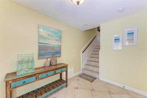 Casa en venta en Holmes Beach, Florida, 5 dormitorios, 268.67 m2 № 1353096 - foto 10