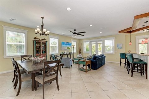 Casa en venta en Holmes Beach, Florida, 5 dormitorios, 268.67 m2 № 1353096 - foto 11