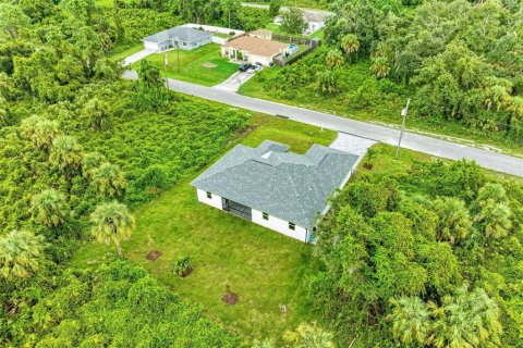 Casa en venta en North Port, Florida, 4 dormitorios, 169.64 m2 № 729839 - foto 8