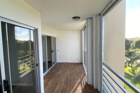 Copropriété à vendre à Lake Worth, Floride: 2 chambres, 104.98 m2 № 913670 - photo 3