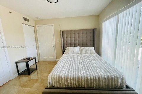 Condominio en alquiler en Miami Beach, Florida, 1 dormitorio, 45.71 m2 № 1345126 - foto 9