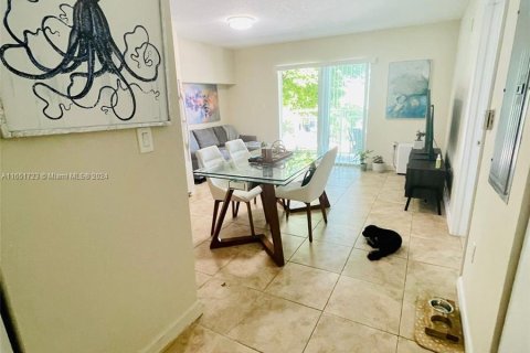 Copropriété à louer à Miami Beach, Floride: 1 chambre, 45.71 m2 № 1345126 - photo 3