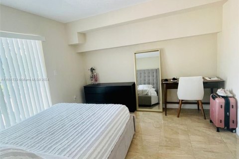 Copropriété à louer à Miami Beach, Floride: 1 chambre, 45.71 m2 № 1345126 - photo 8