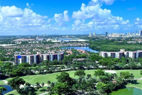 Condominio en venta en Aventura, Florida, 2 dormitorios, 121.98 m2 № 1345162 - foto 21