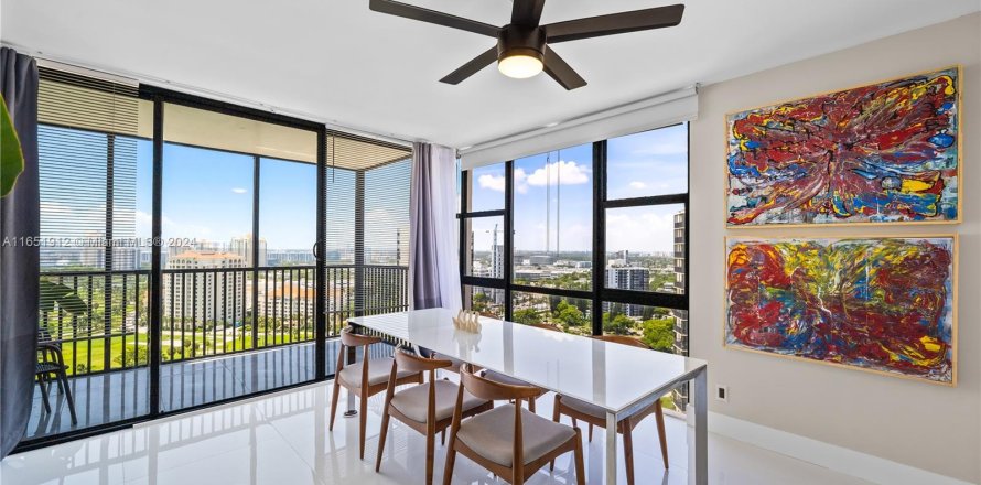 Condo in Aventura, Florida, 2 bedrooms  № 1345162