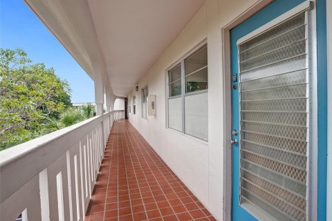 Copropriété à vendre à Coconut Creek, Floride: 2 chambres, 107.4 m2 № 1173638 - photo 12