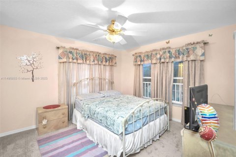 Touwnhouse à vendre à Miami, Floride: 3 chambres, 168.06 m2 № 884211 - photo 25