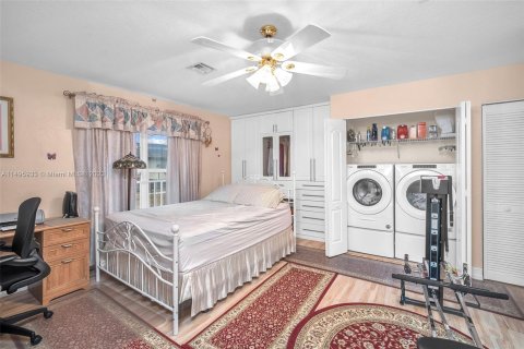 Touwnhouse à vendre à Miami, Floride: 3 chambres, 168.06 m2 № 884211 - photo 27