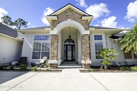 House in St. Johns, Florida 5 bedrooms, 281.87 sq.m. № 807106 - photo 1