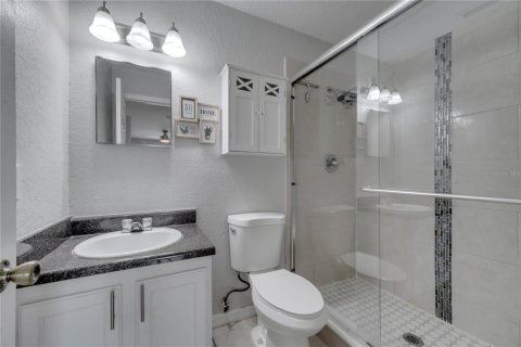 Condo in Orlando, Florida, 2 bedrooms  № 1338548 - photo 23