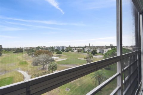 Copropriété à vendre à Bradenton, Floride: 2 chambres, 104.24 m2 № 1381427 - photo 15