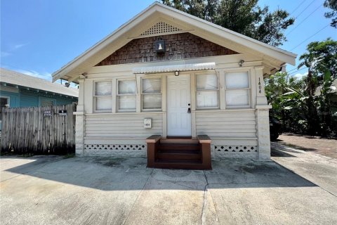 Villa ou maison à louer à Saint Petersburg, Floride: 2 chambres, 90.39 m2 № 1349150 - photo 1