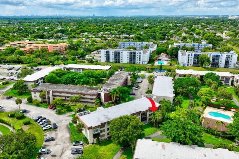 Copropriété à vendre à Plantation, Floride: 2 chambres, 88.44 m2 № 1225701 - photo 13