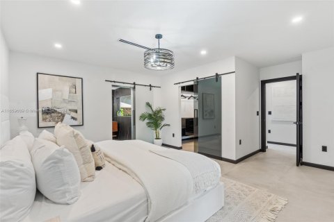 Casa en venta en Miami, Florida, 3 dormitorios, 194.82 m2 № 1374919 - foto 15