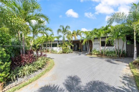 Villa ou maison à vendre à Miami, Floride: 3 chambres, 194.82 m2 № 1374919 - photo 2