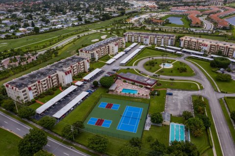 Copropriété à vendre à Boca Raton, Floride: 2 chambres, 120.77 m2 № 1172818 - photo 1