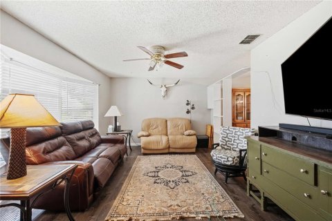 Casa en venta en Wesley Chapel, Florida, 3 dormitorios, 148.64 m2 № 1389354 - foto 13