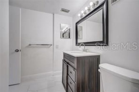 Condominio en venta en Orlando, Florida, 2 dormitorios, 103.03 m2 № 742745 - foto 12