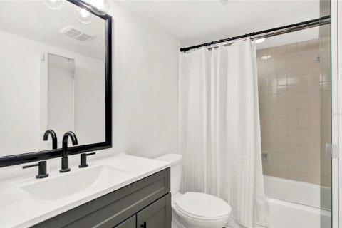 Condominio en venta en Orlando, Florida, 3 dormitorios, 118.73 m2 № 1085657 - foto 21