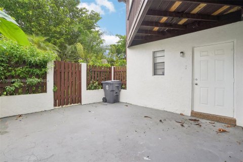 Townhouse in West Palm Beach, Florida 2 bedrooms, 108.7 sq.m. № 1406314 - photo 29