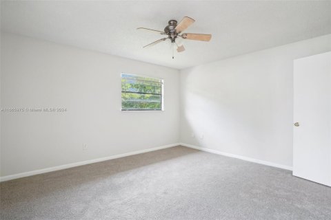 Townhouse in West Palm Beach, Florida 2 bedrooms, 108.7 sq.m. № 1406314 - photo 19