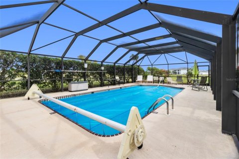 Copropriété à vendre à Punta Gorda, Floride: 2 chambres, 94.48 m2 № 1344075 - photo 28