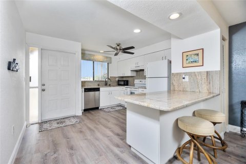 Copropriété à vendre à Punta Gorda, Floride: 2 chambres, 94.48 m2 № 1344075 - photo 5