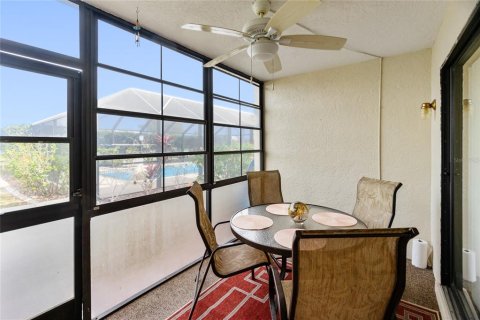 Copropriété à vendre à Punta Gorda, Floride: 2 chambres, 94.48 m2 № 1344075 - photo 24