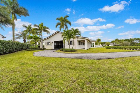 Villa ou maison à vendre à Wellington, Floride: 2 chambres, 219.06 m2 № 1004980 - photo 24