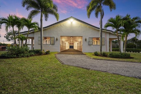 Villa ou maison à vendre à Wellington, Floride: 2 chambres, 219.06 m2 № 1004980 - photo 20