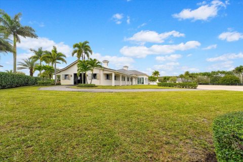 Villa ou maison à vendre à Wellington, Floride: 2 chambres, 219.06 m2 № 1004980 - photo 23