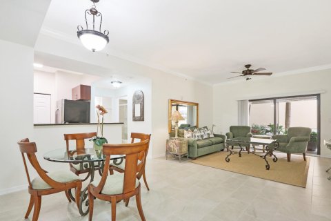 Copropriété à vendre à Palm Beach Gardens, Floride: 2 chambres, 98.85 m2 № 998289 - photo 11