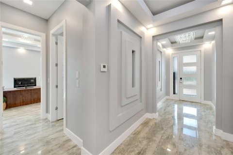 Villa ou maison à vendre à Apollo Beach, Floride: 4 chambres, 198.81 m2 № 1339310 - photo 10