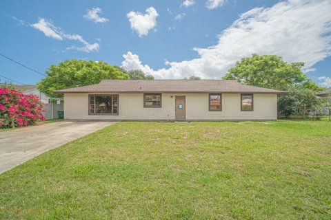 House in PORT ST. JOHN in Cocoa, Florida 4 bedrooms, 161.28 sq.m. № 1198451 - photo 1